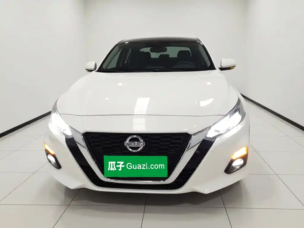 Teana 2.0 L XL Comfort
