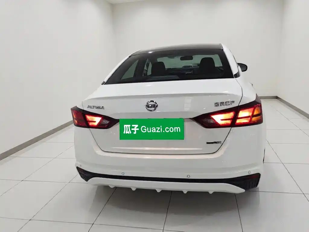 Teana 2.0 L XL Comfort