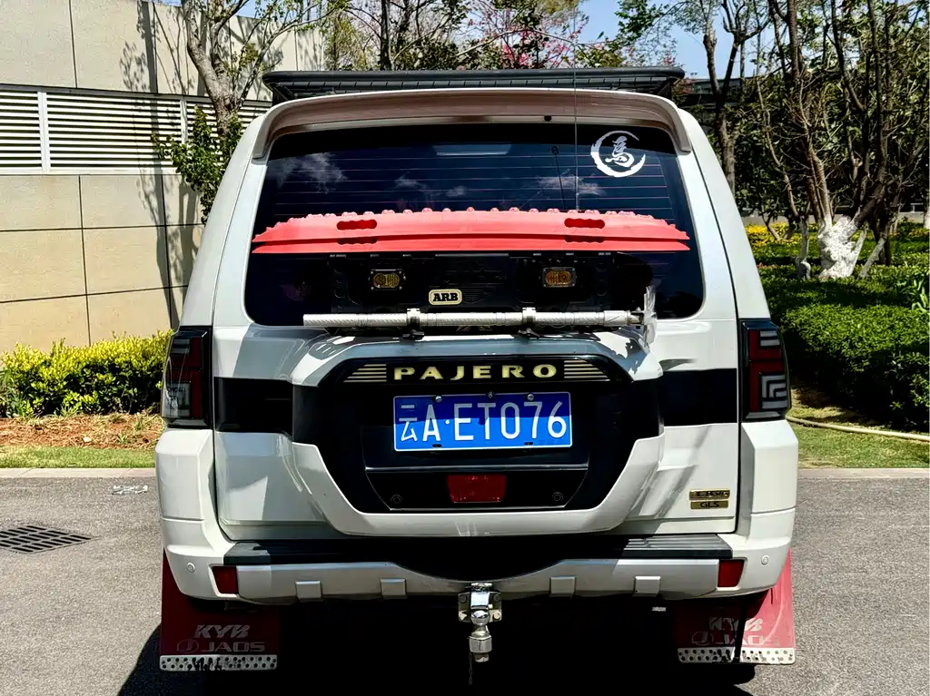 Pajero (Import) 帕杰罗(进口) 2020款 3.8 L 中东版