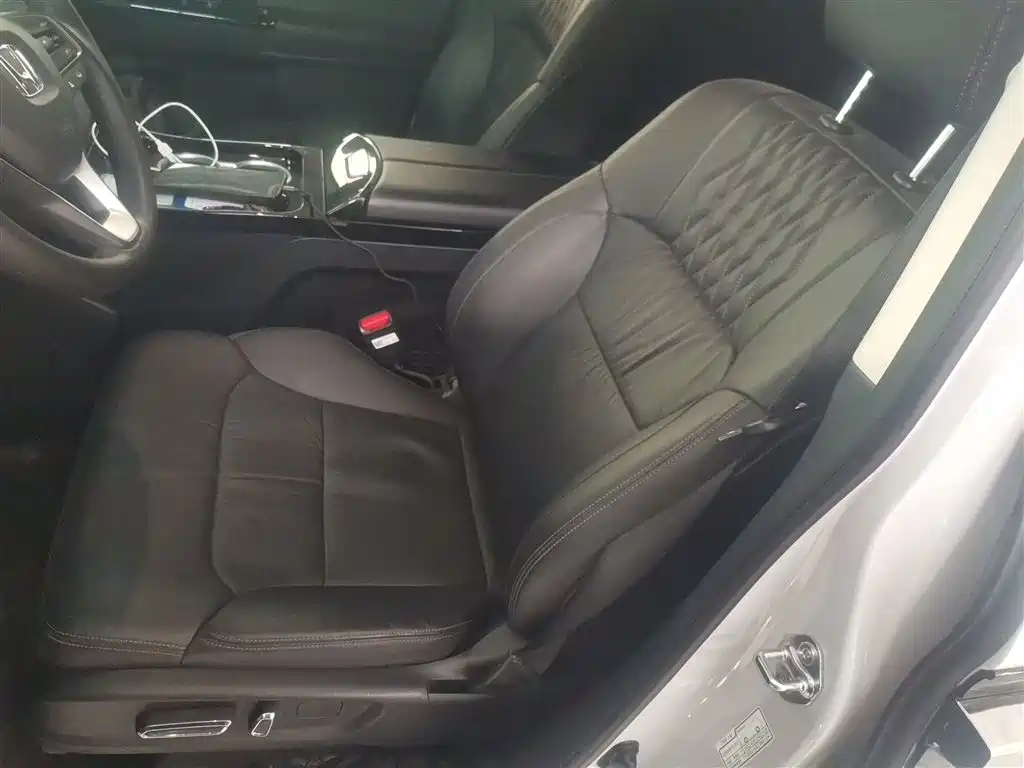 Elysion 2.0 L e:HEV Luxury