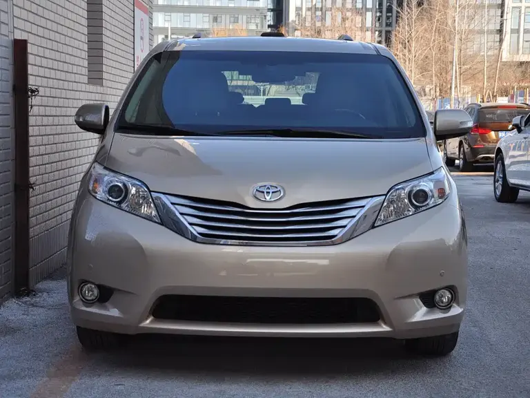 Toyota SIENNA 3.5 L 4 WD Auto