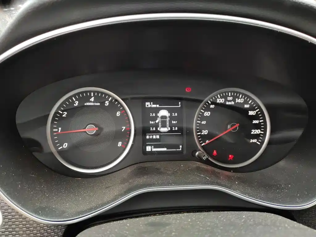 Baojun 730 1.5 L Manual Fashion 7-seat