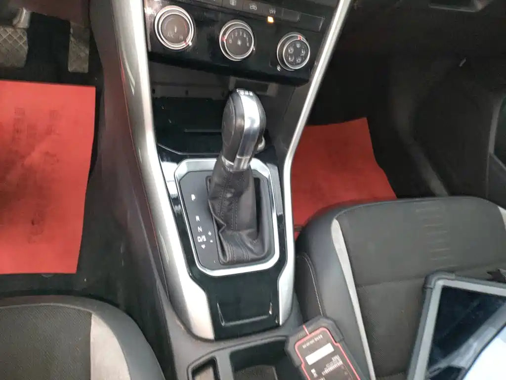 T-ROC 230 TSI DSG 2 WD Progressive CN-V