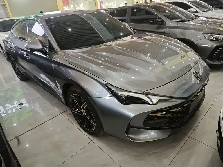 MG7 1.5 T DCT Supreme Beauty Luxury
