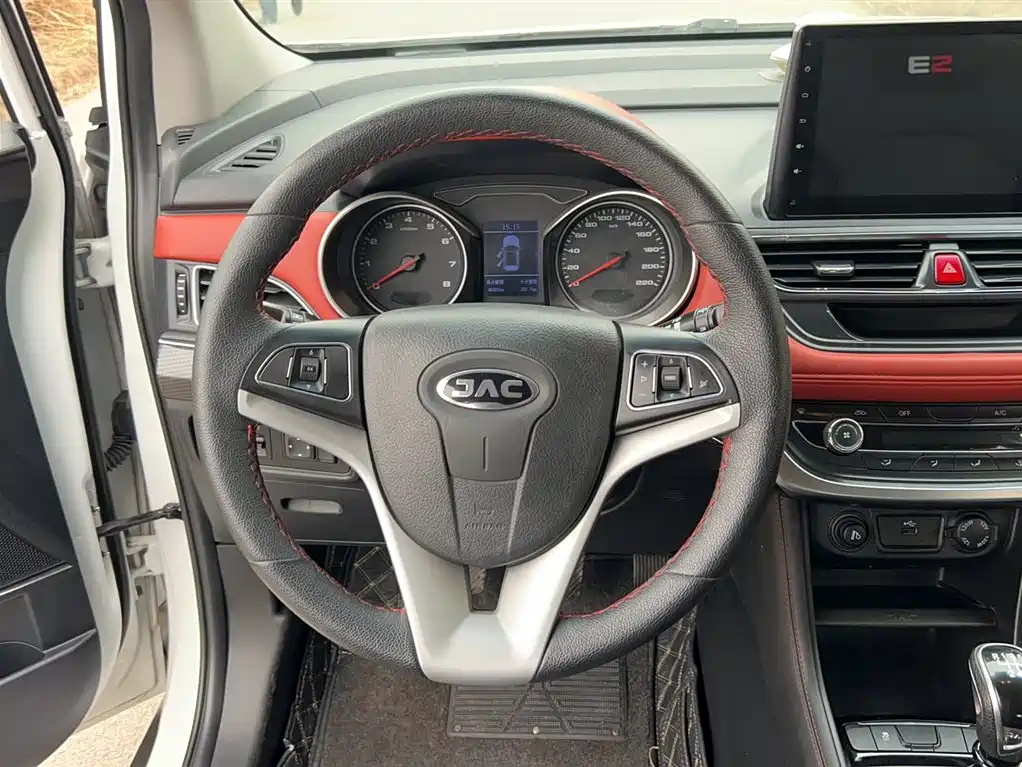 Refine S3 1.5 L Manual Luxury