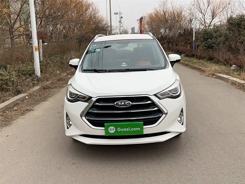 Refine S3 1.5 L Manual Luxury