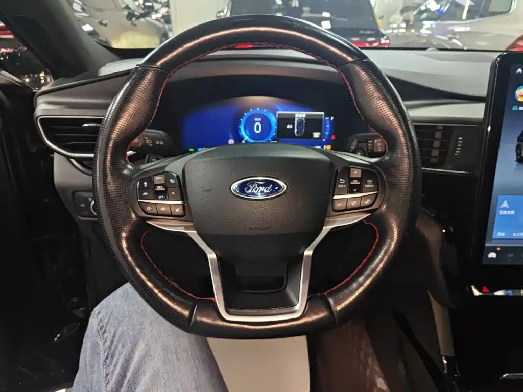 Explorer EcoBoost 285 4 WD Sport ST-LINE 7-seat