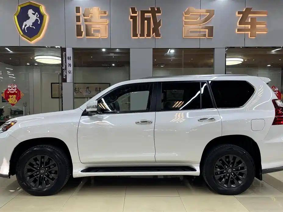 Lexus GX 4.6 L US Spec