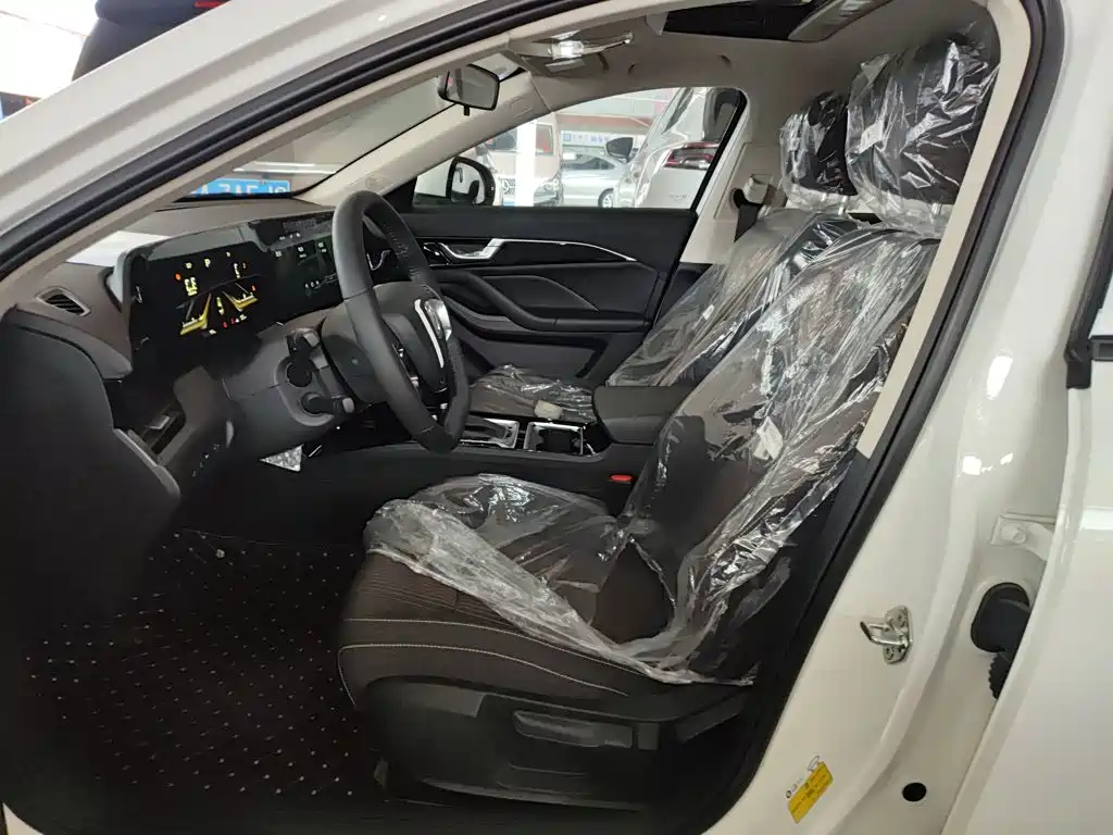 Besturn B70 3 rd Gen 1.5 T Auto Pleasure