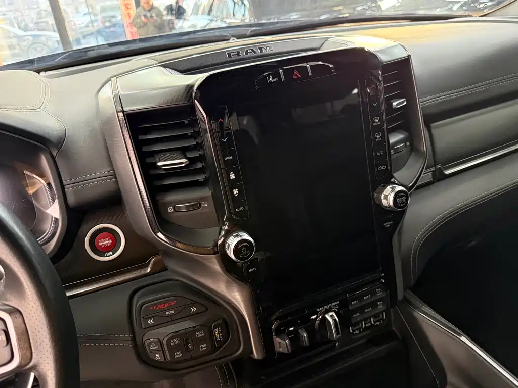 RAM Trucks 6.2 T US Spec