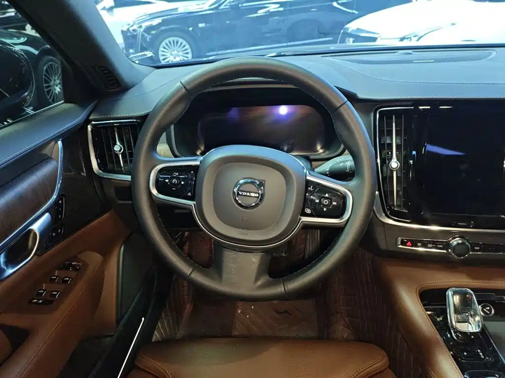 Volvo S90 B5 Smart Vision Luxury