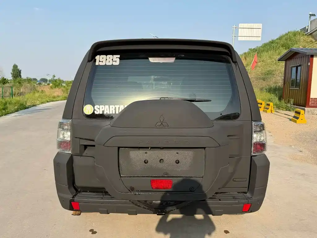 Pajero (Import) 3.8 L Auto