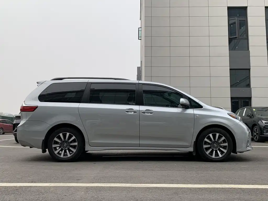 SIENNA 3.5 L Mexico Spec
