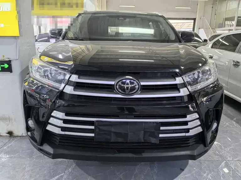 Toyota Highlander 2.0 T 4 WD Luxury 7-seat CN-VI