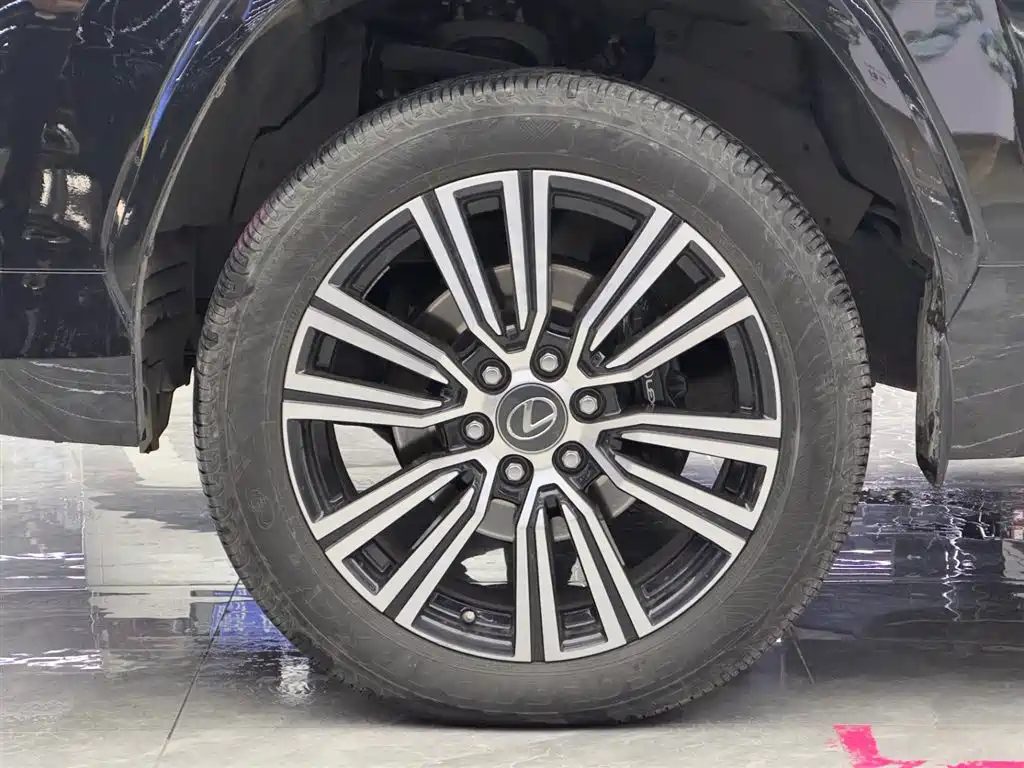 Lexus LX 3.5 T Middle East