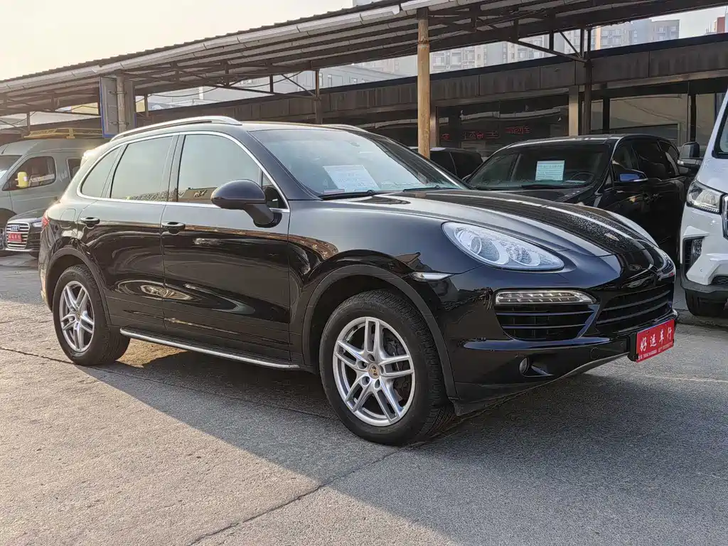 Cayenne Cayenne 3.0 T US Spec