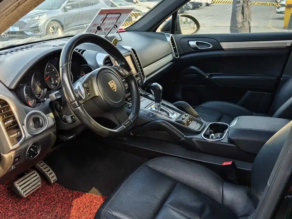 Cayenne Cayenne 3.0 T US Spec