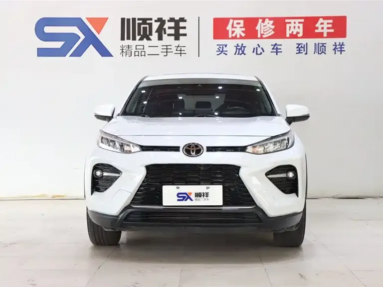 Toyota Wildlander 2.0 L CVT 2 WD Luxury