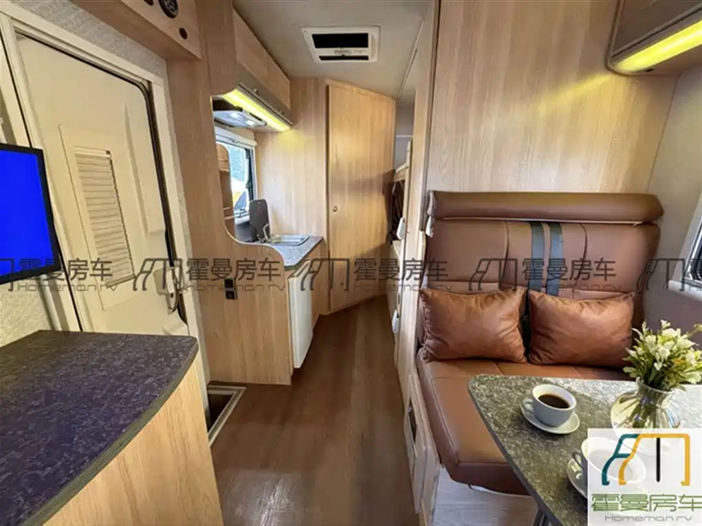 Maxus V80 RV 上汽大通MAXUS V80房车 2020款 2.5 T 柴油版