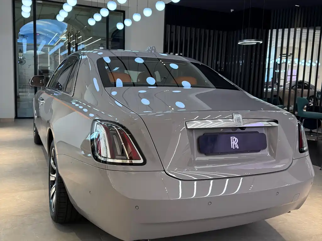 Ghost 6.7 T Standard Wheelbase
