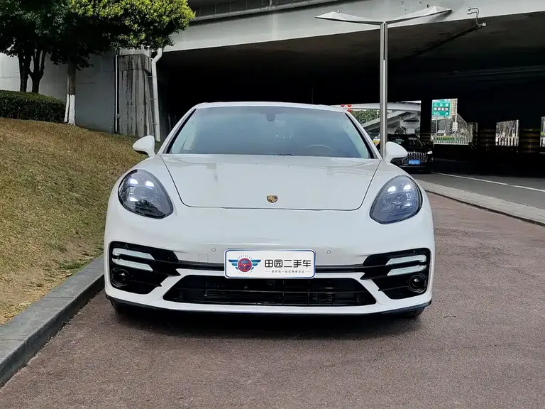 Porsche Panamera Panamera S 4.8 L