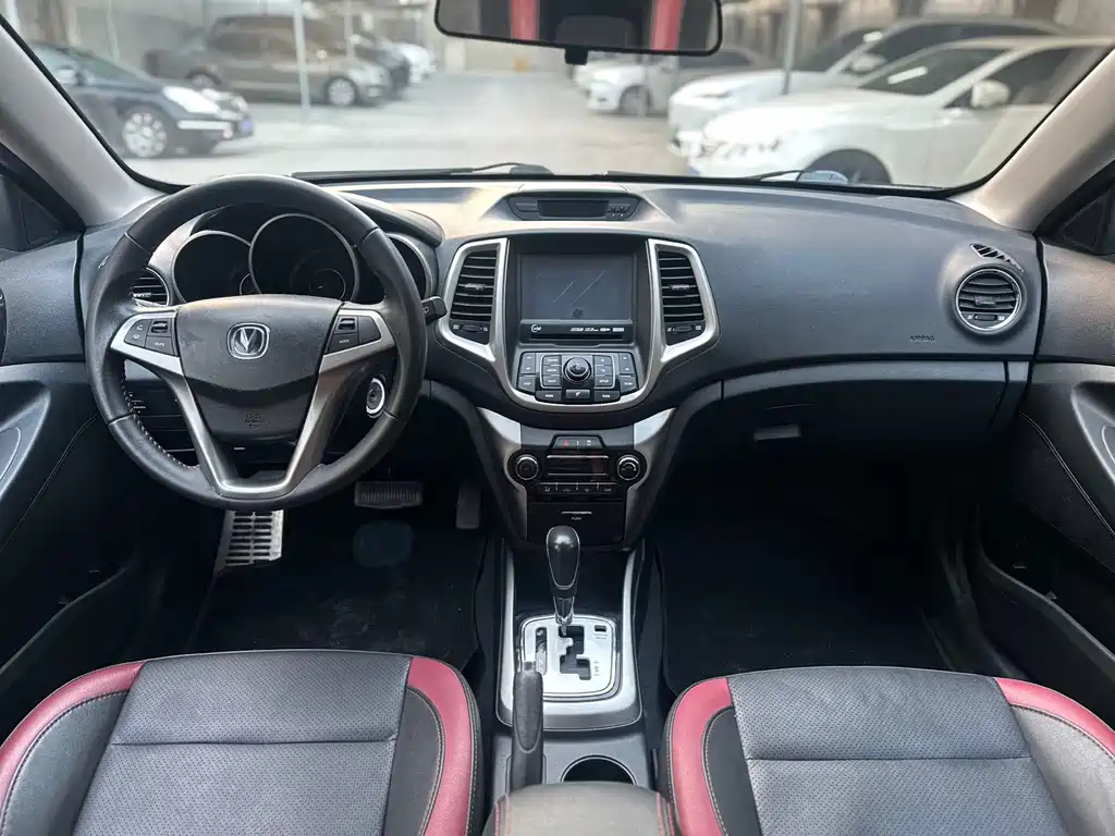 Eado XT 1.6 L Auto Handsome Cool CN-V