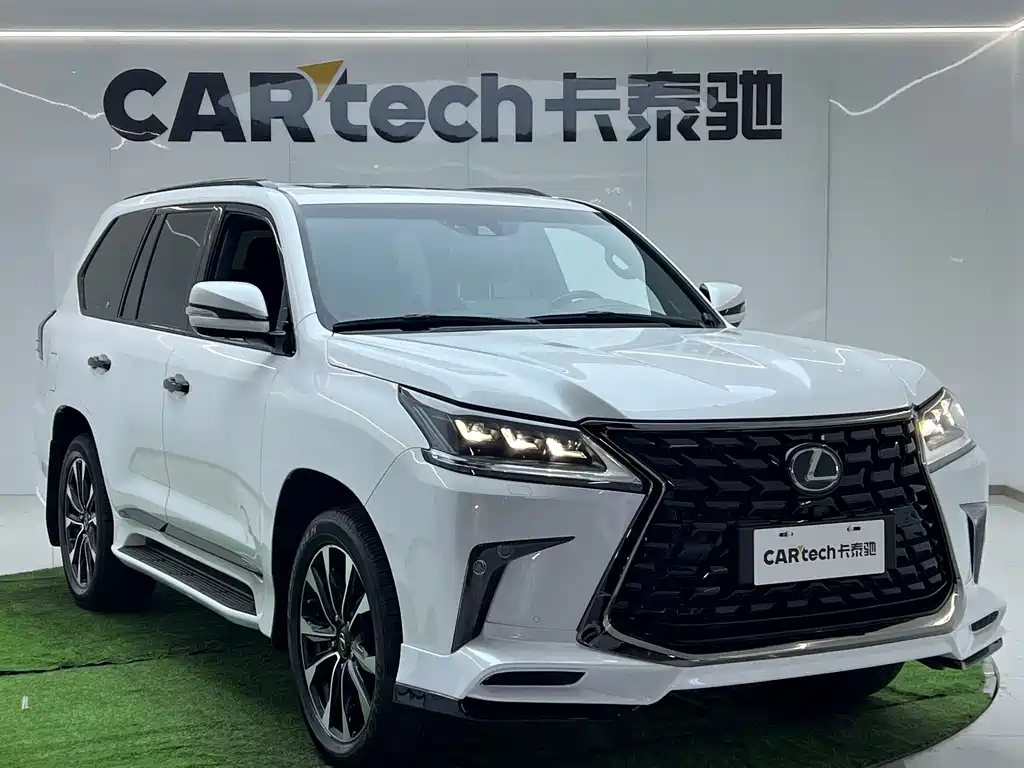 Lexus LX 570 Middle East