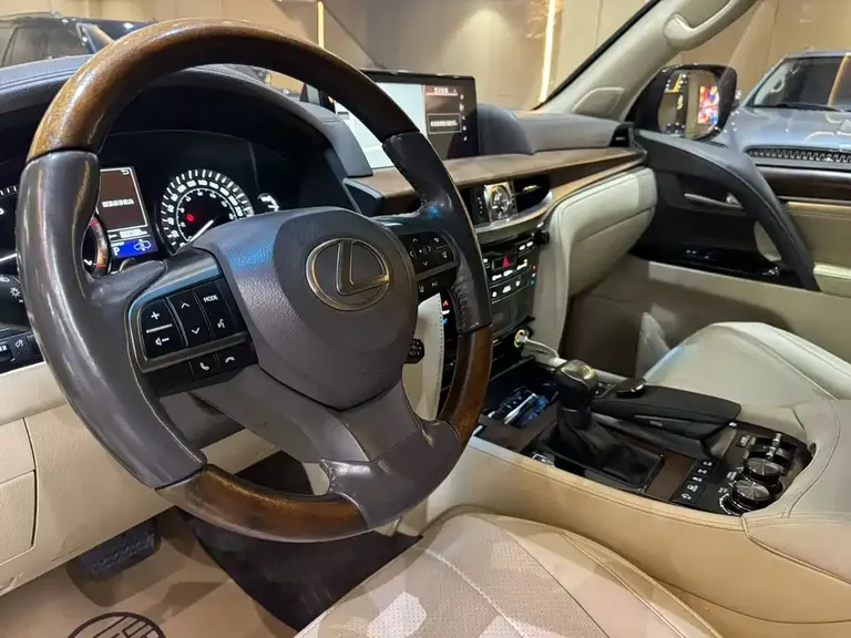 Lexus LX LX570 Middle East