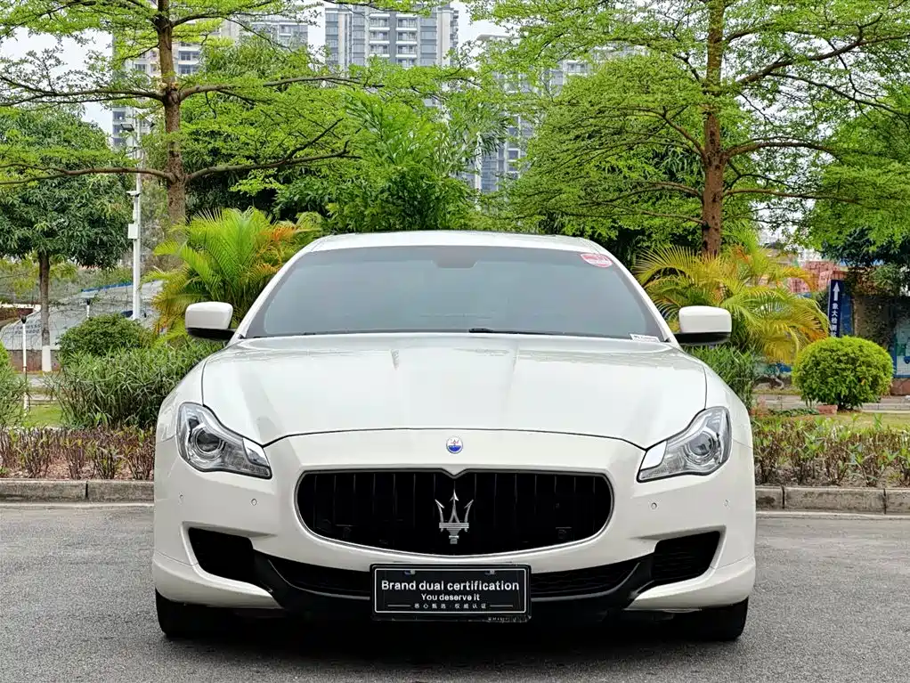 Quattroporte 3.0 T 4 WD US Spec
