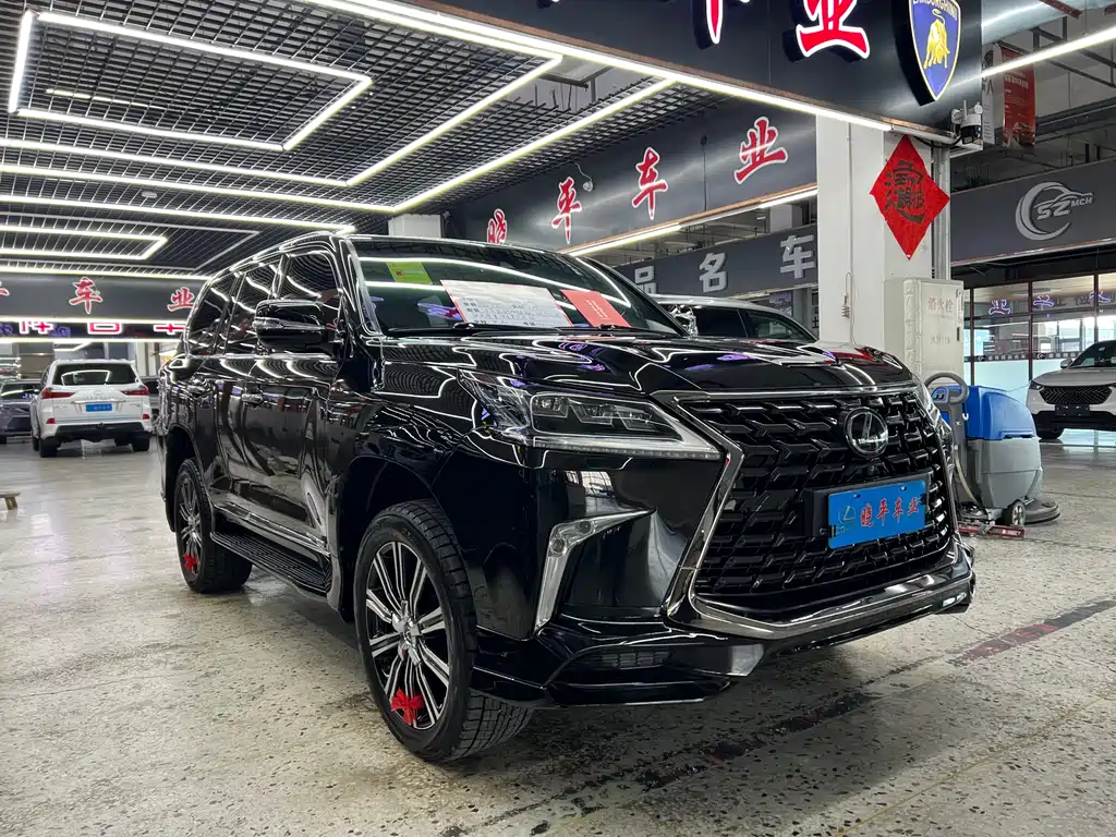 Lexus LX 570 Middle East