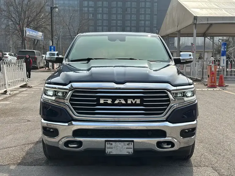 RAM Trucks RAM Trucks 2020款 5.7 L 美规版