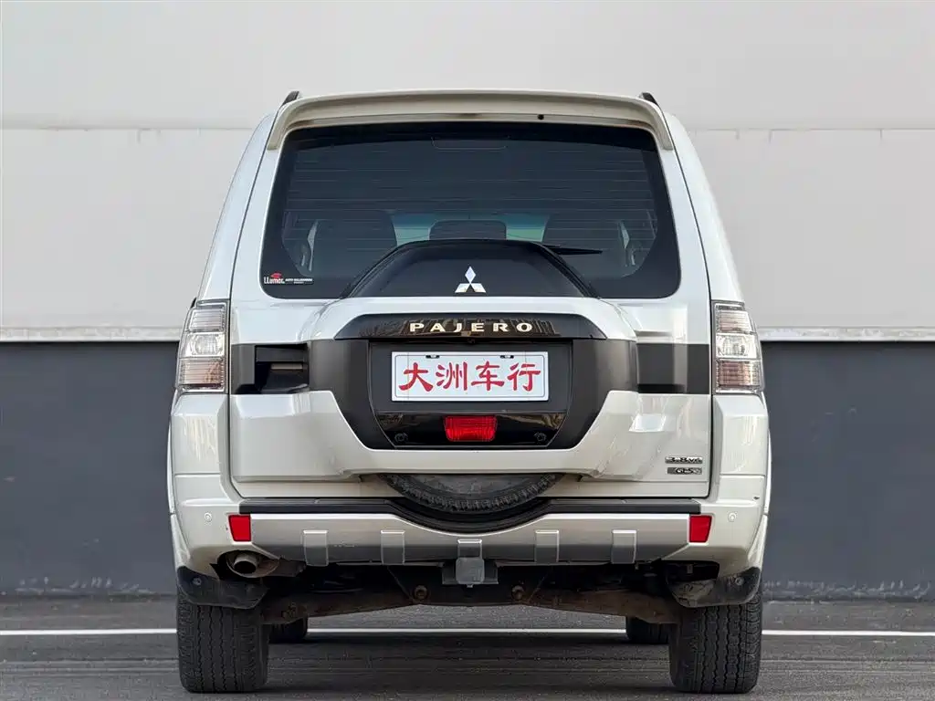 Pajero (Import) 3.8 L Middle East