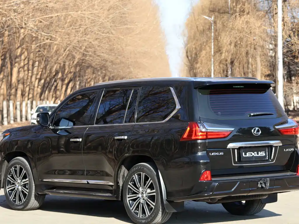 Lexus LX 570