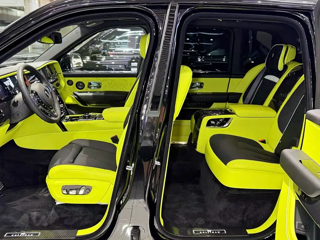 Cullinan Black Badge