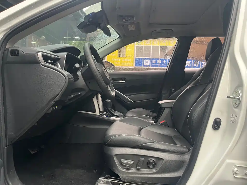 Frontlander 2.0 L CVT Luxury