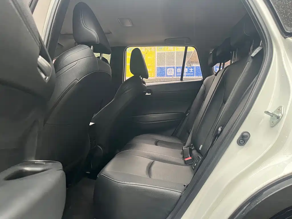 Frontlander 2.0 L CVT Luxury