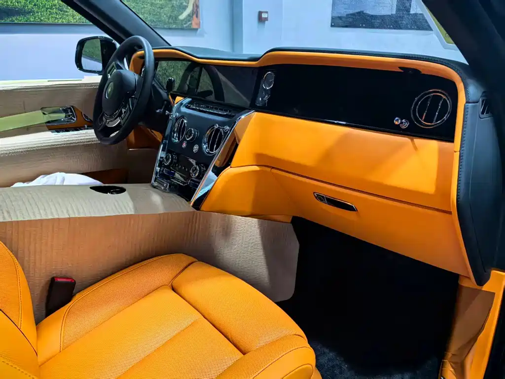 Cullinan 4-seat