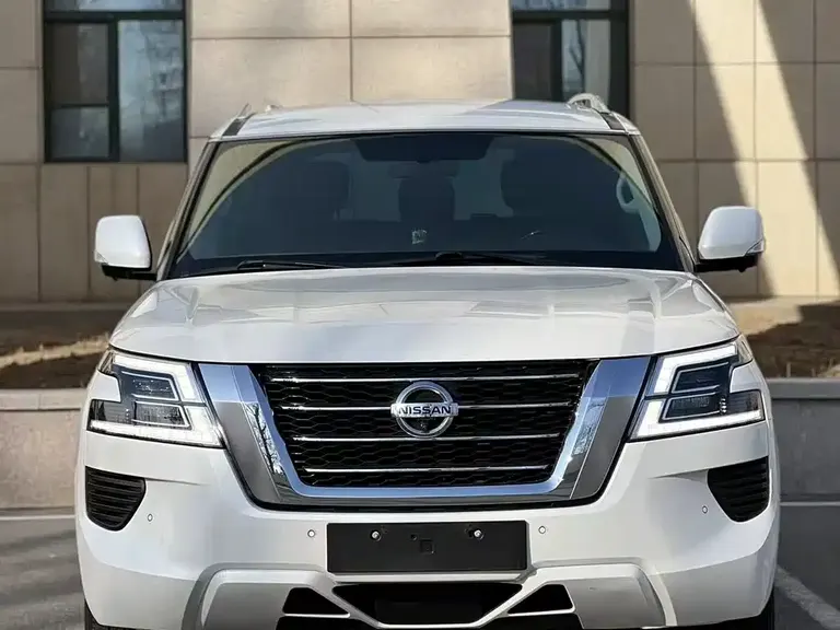 Nissan Patrol 4.0 L Auto