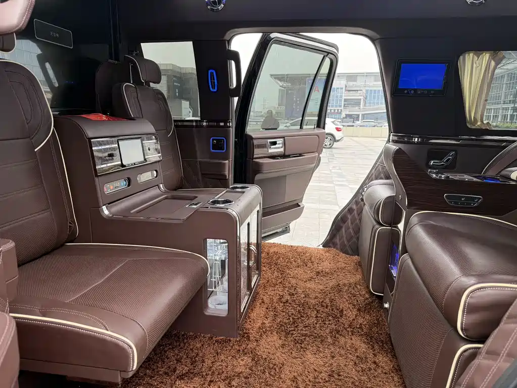 Navigator One 领航员壹号 2017款 3.5 L 总统一号