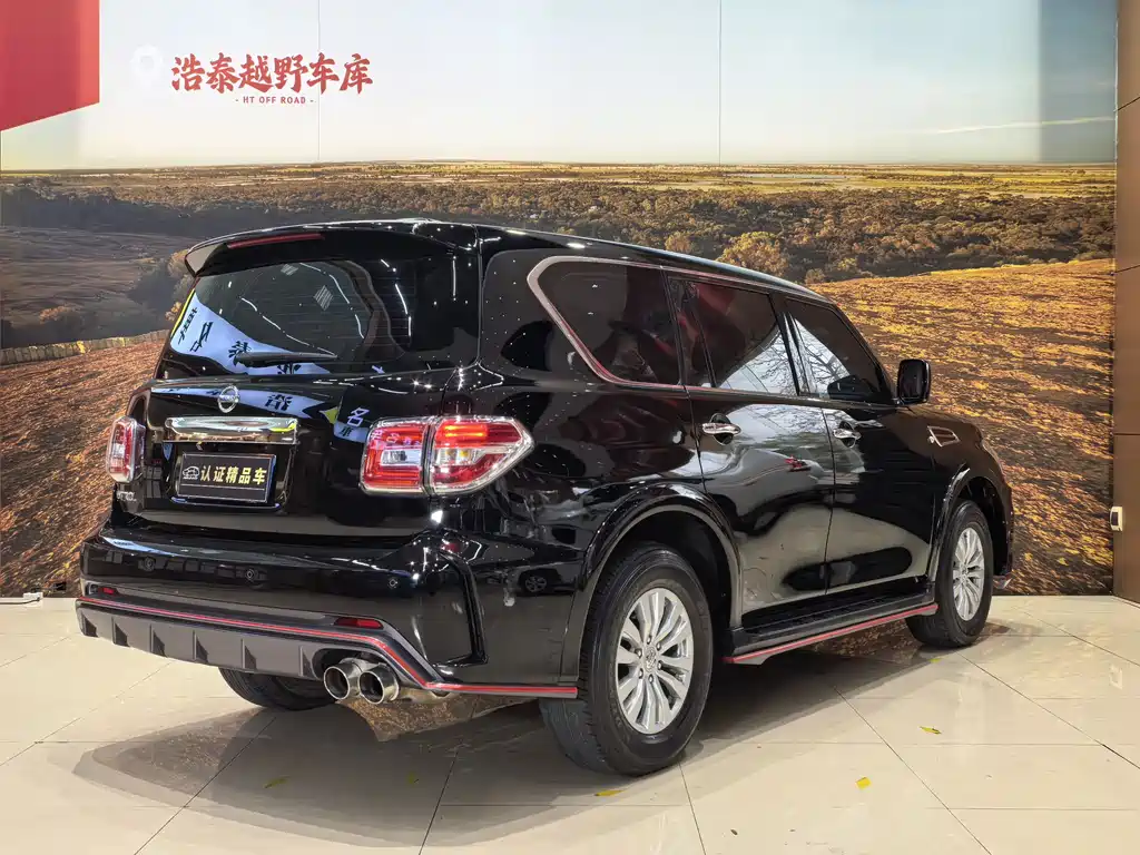Patrol 途乐Y62 2017款 4.0 L 中东版