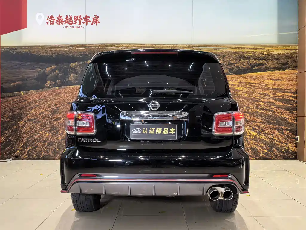 Patrol 途乐Y62 2017款 4.0 L 中东版