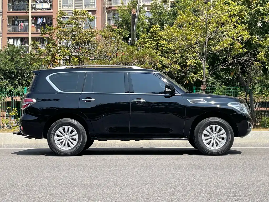Patrol 4.0 L Middle East