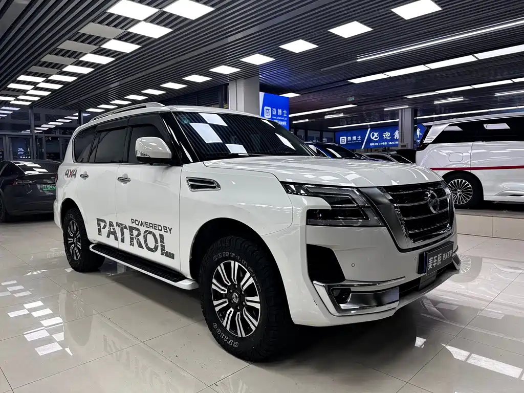 Patrol 4.0 L Middle East
