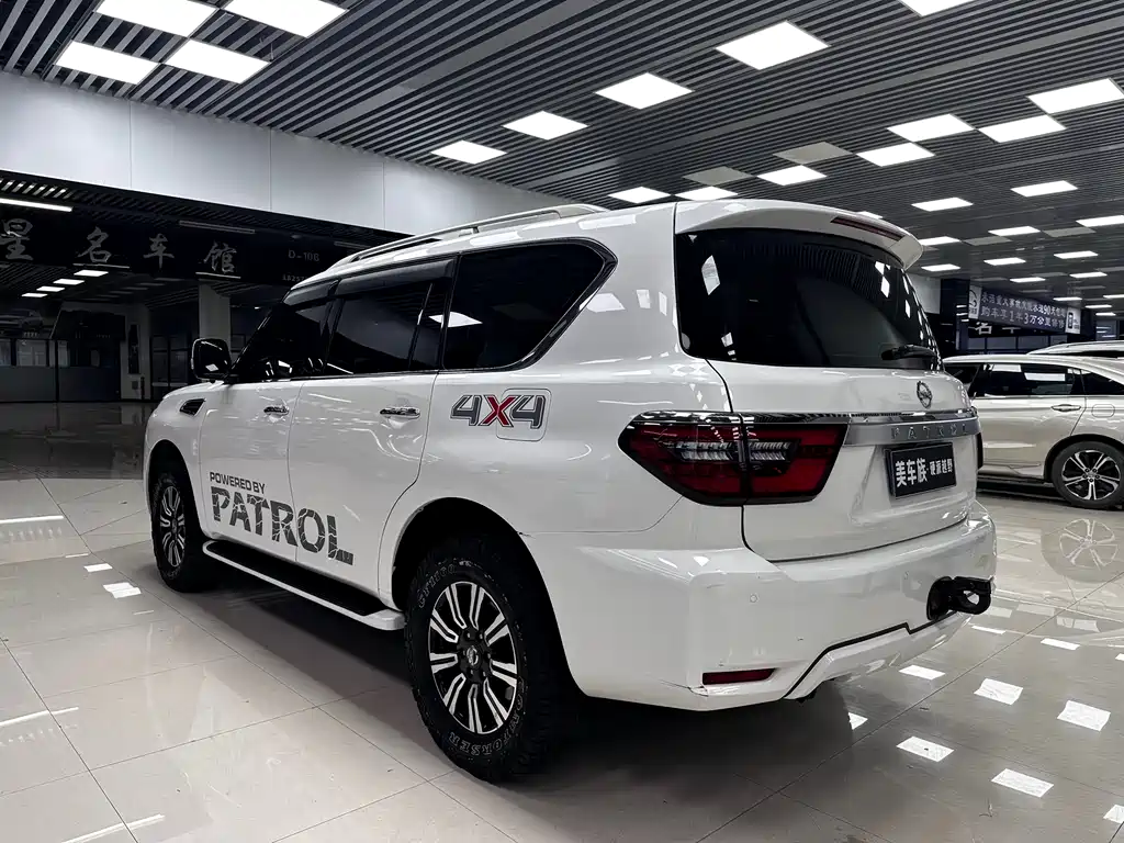 Patrol 4.0 L Middle East