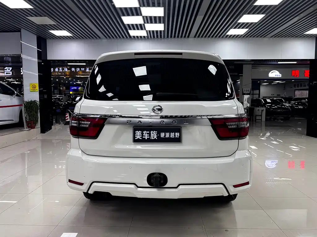 Patrol 4.0 L Middle East
