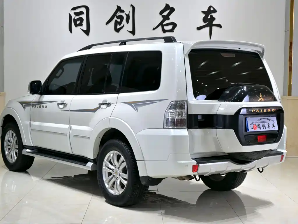 Pajero (Import) 3.8 L Middle East