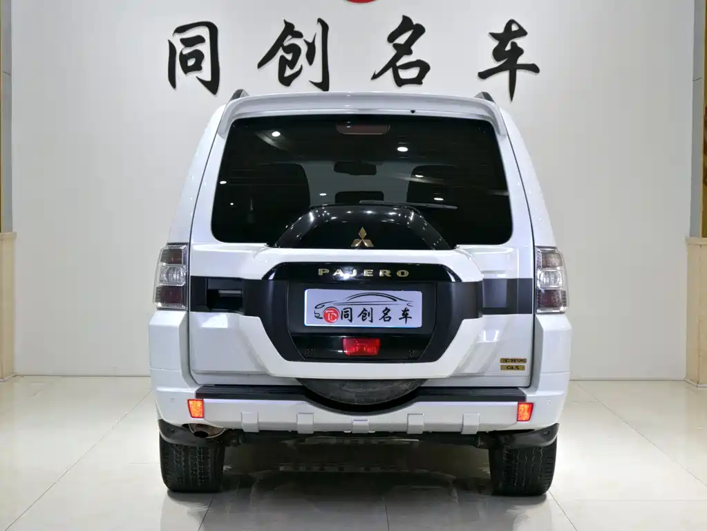 Pajero (Import) 3.8 L Middle East