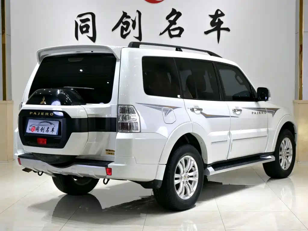 Pajero (Import) 3.8 L Middle East