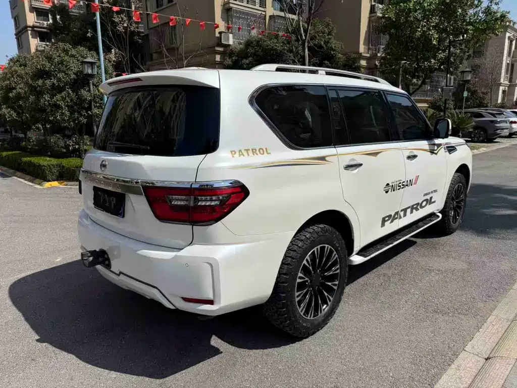 Patrol 4.0 L Middle East