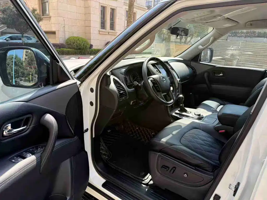 Patrol 4.0 L Middle East